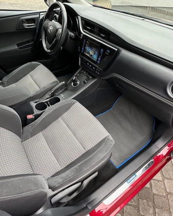 Toyota Auris cena 59900 przebieg: 100400, rok produkcji 2017 z Stąporków małe 781